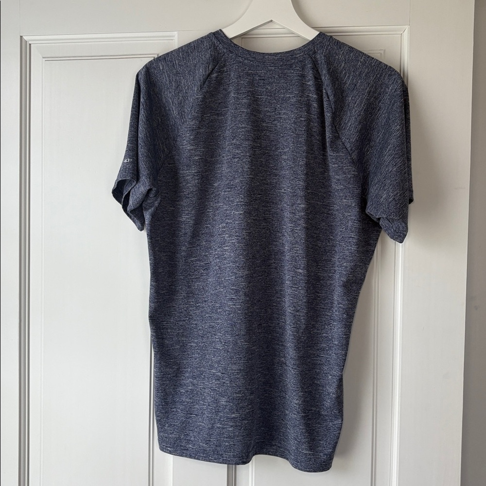 Nike Swim Men's Dark Heathered Blue Gray Navy dri-fit upf 40 tee small - Picture 5 of 5